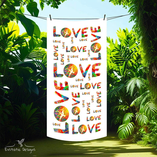 Serviette tantra et massage 200x100 cm – design LOVE répété, colombe, mandalas solaires, création vibratoire signée Xavier Gaillot, dans la jungle.